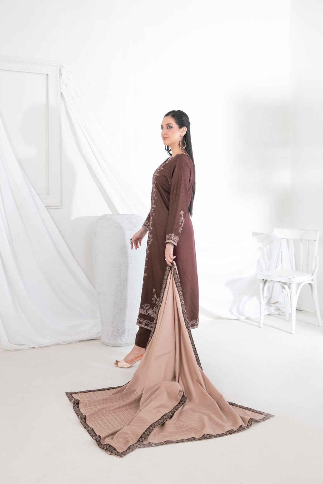 Tawakkal 3Pc Embroidered Jacquard Suit D-5568-Aeera gulbuy.com