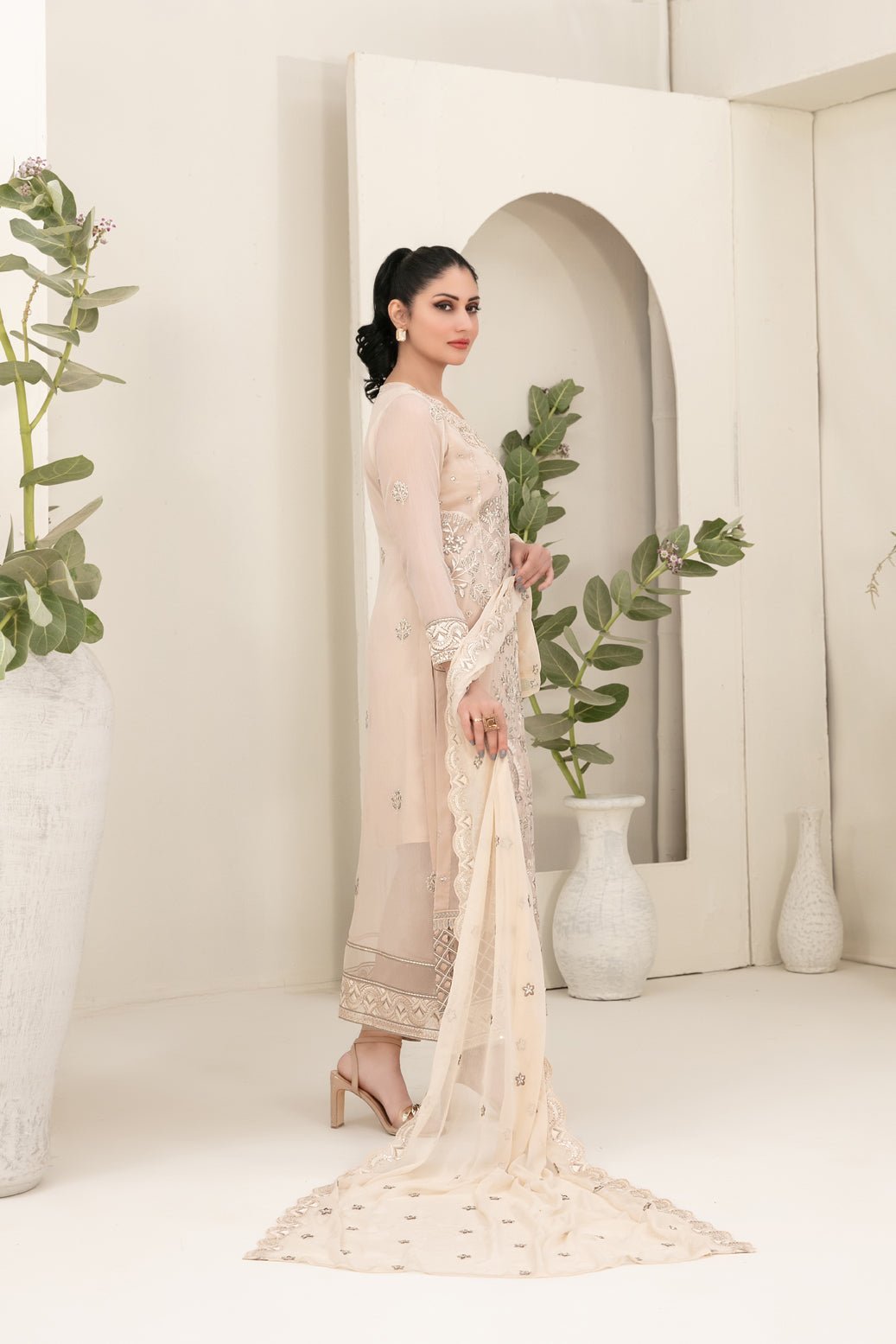 Tawakkal 3Pc Embroidered Chiffon Suit D-5628 gulbuy.com
