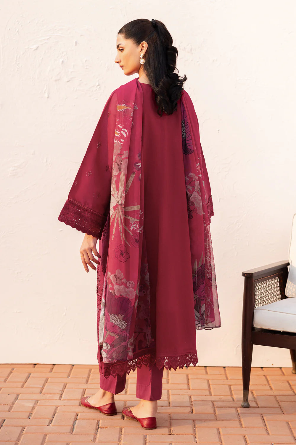 Baroque 3Pc Embroidered Lawn Suit UF-4144 gulbuy.com