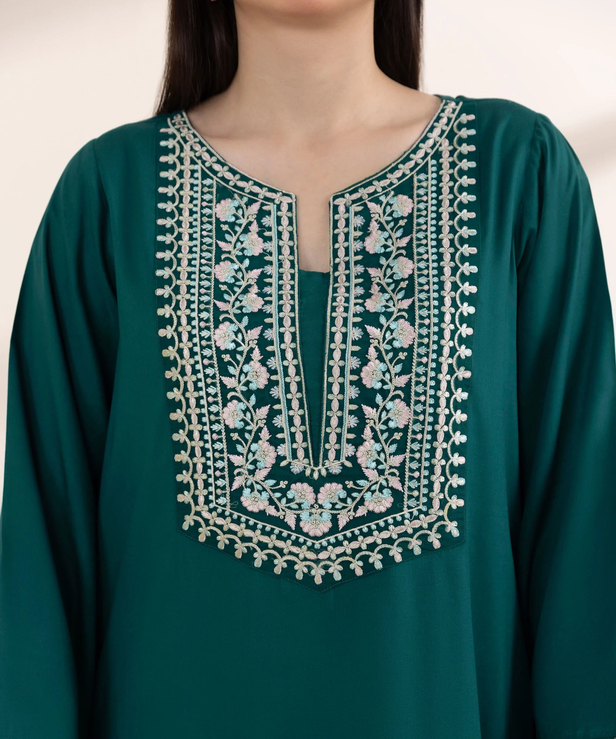 Sapphire 2Pc Embroidered Lawn Suit 0PRESTW25V12-999 gulbuy.com