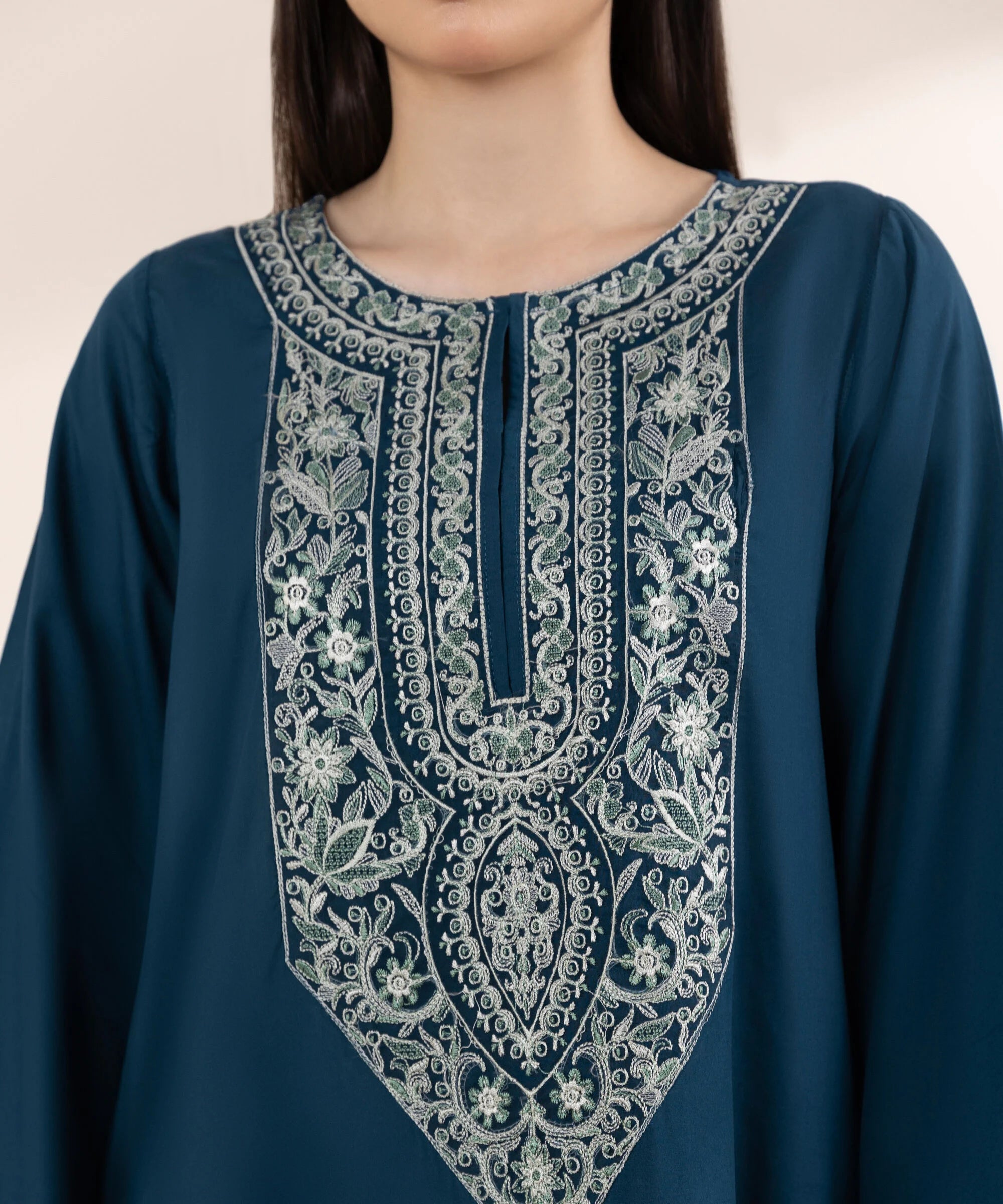 Sapphire 2Pc Embroidered Lawn Suit 0PRESTW25V14-999 gulbuy.com