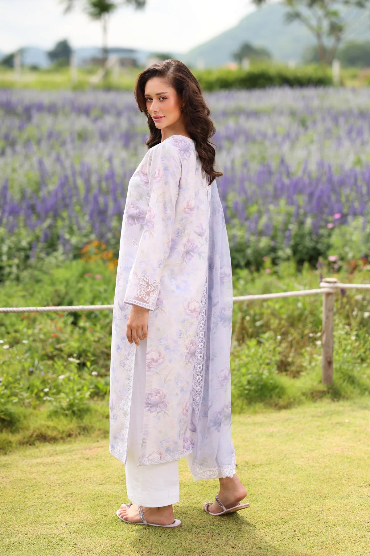 Xenia 3Pc Embroidered Lawn Suit LILAC HAZE gulbuy.com
