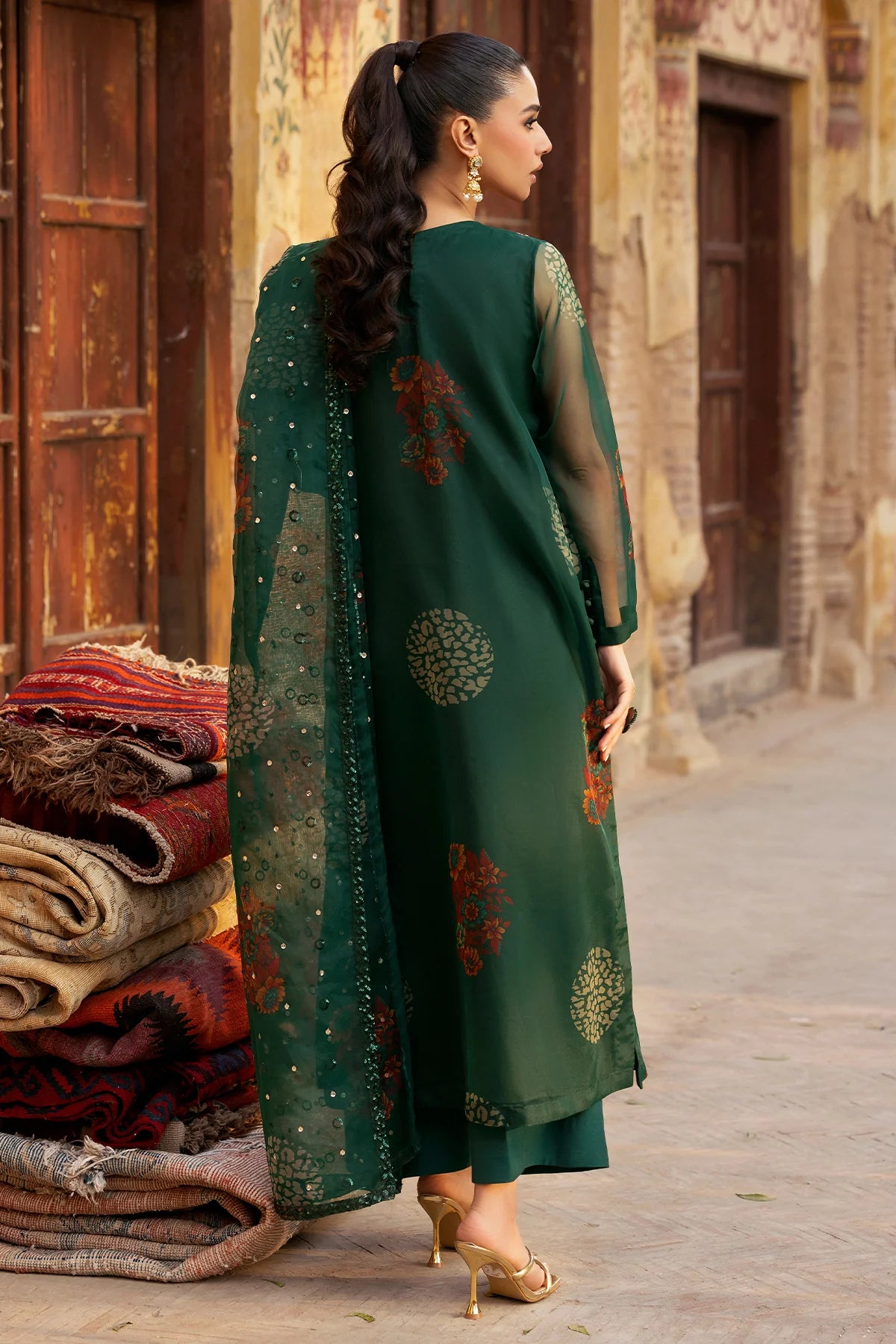 Charizma 3Pc Embroidered Lawn Suit CMA-5-129 gulbuy.com