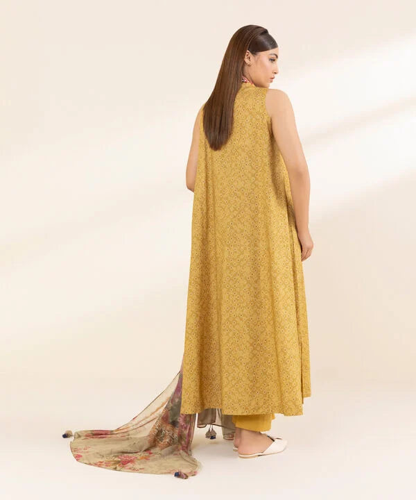 Sapphire 3Pc Printed Lawn Suit 0U3PDF25V131 gulbuy.com