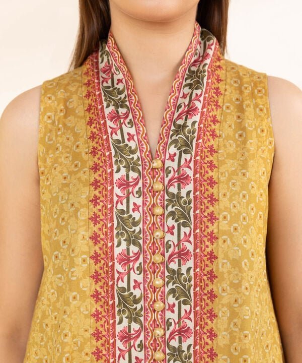 Sapphire 3Pc Printed Lawn Suit 0U3PDF25V131 gulbuy.com