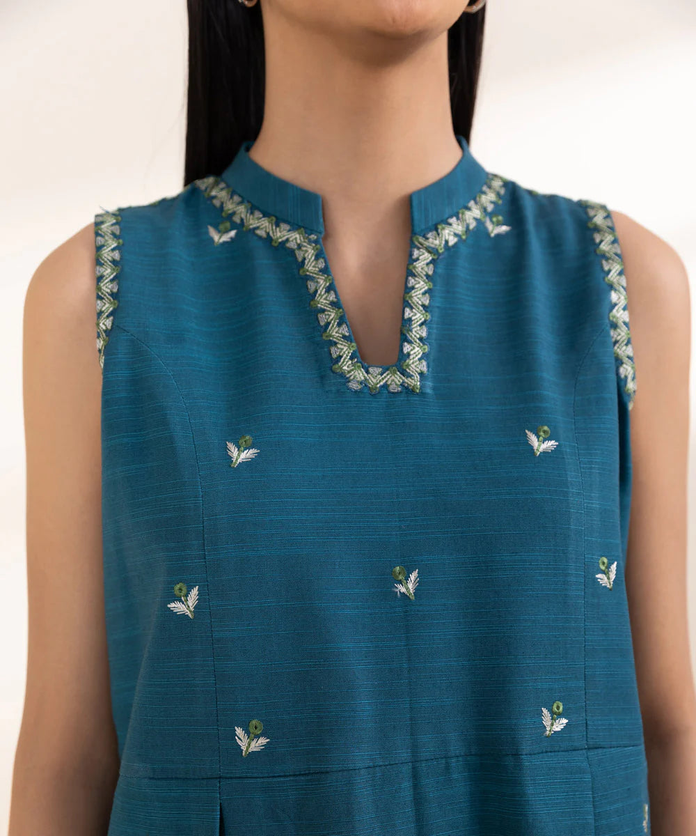 Sapphire 3Pc Embroidered Khaddar Suit 0U3PDY24V855 gulbuy.com