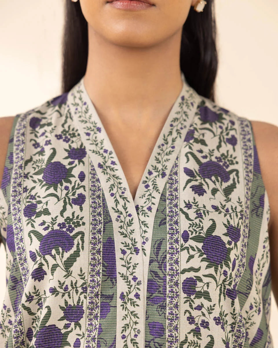 Sapphire 3Pc Printed Zari Lawn Suit 0U3PDY25V356 gulbuy.com