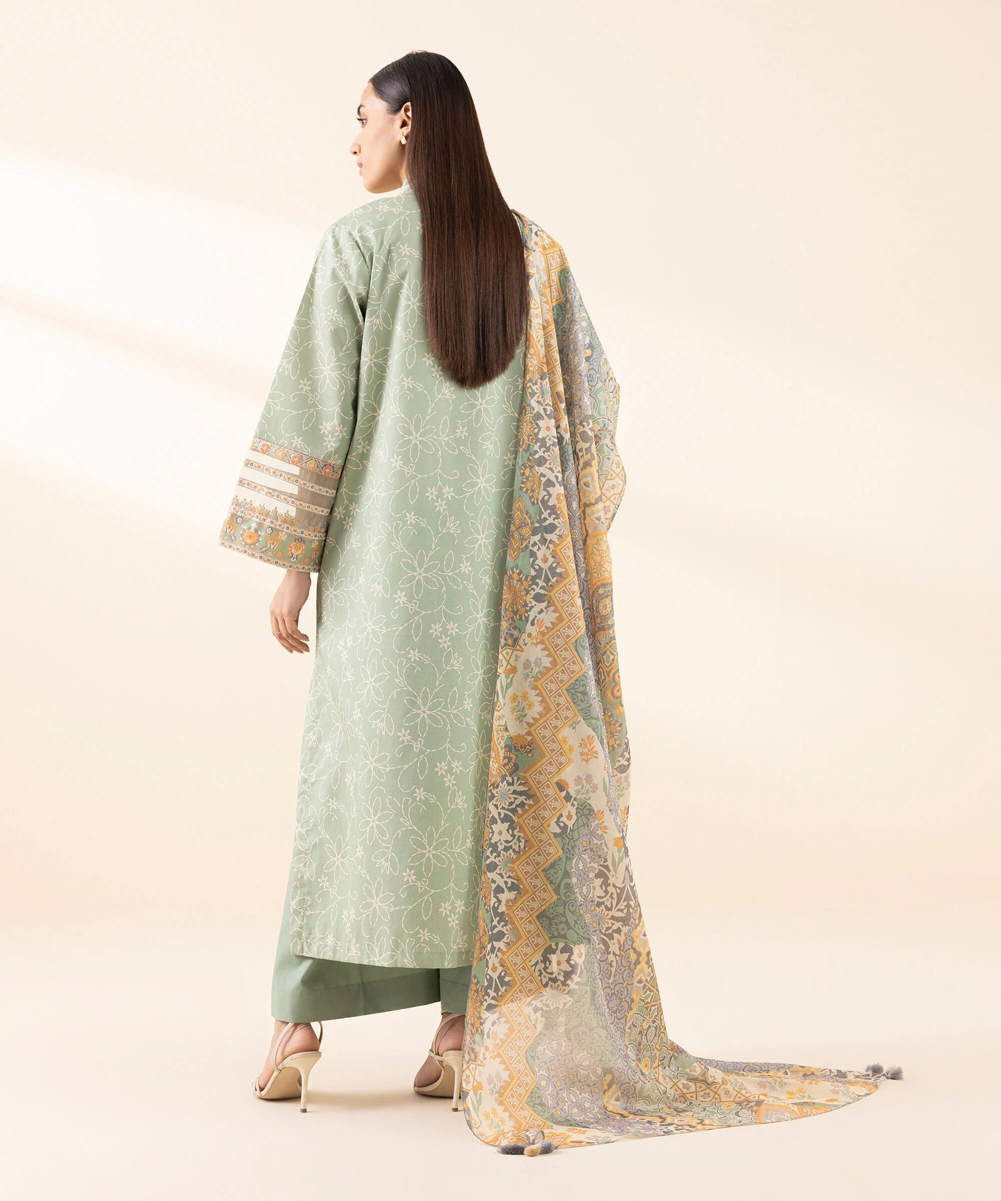 Sapphire 3Pc Embroidered Lawn Suit 0U3PEDY25V44 gulbuy.com