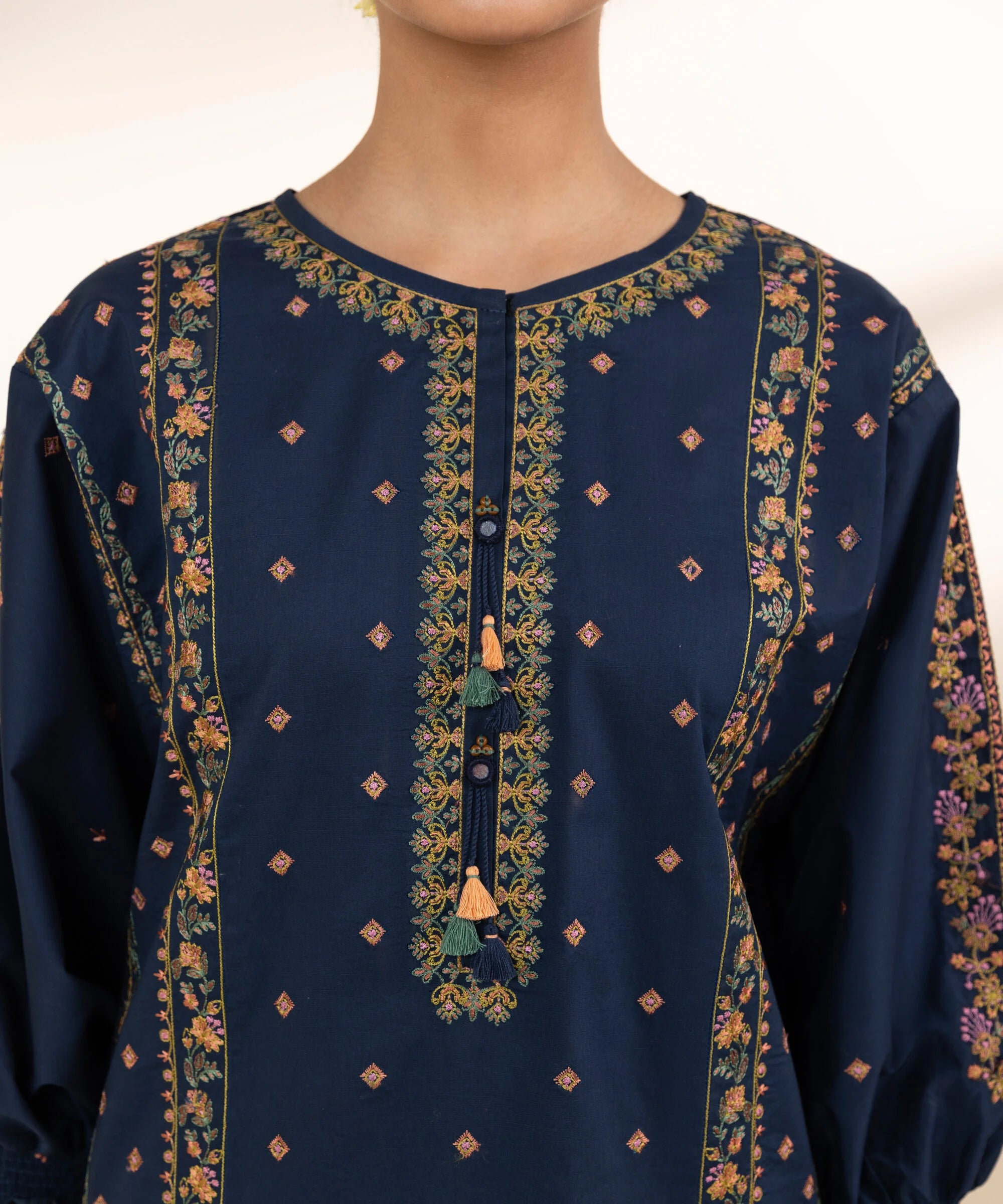 Sapphire 3Pc Embroidered Lawn Suit 0U3PESG25V45 gulbuy.com
