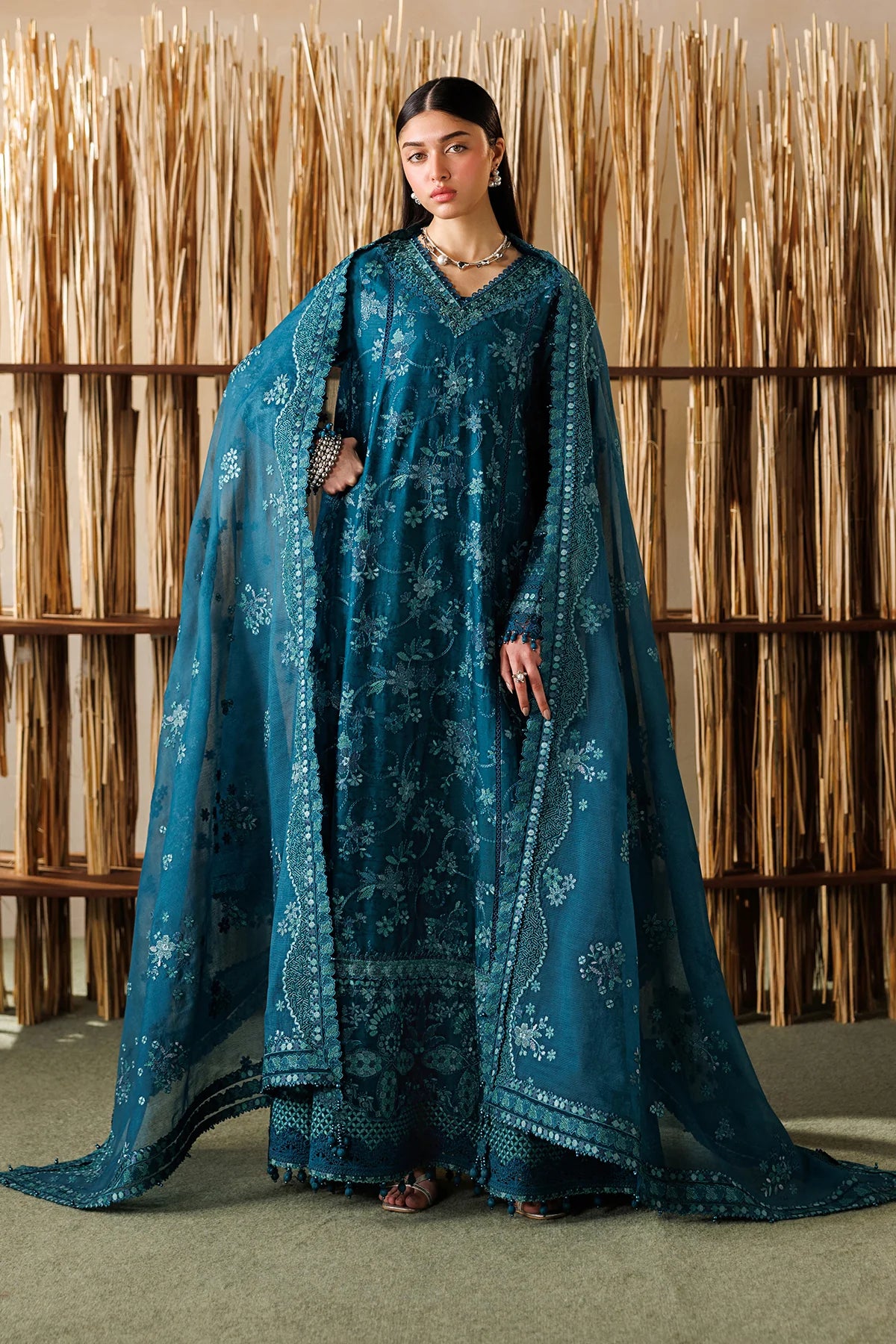 Baroque 3Pc Embroidered Lawn Suit EL26-D04