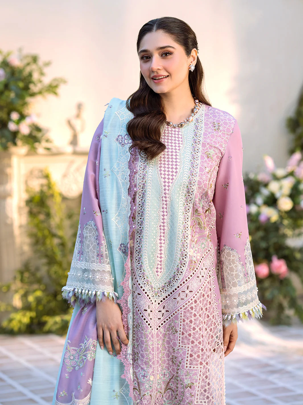 Binilyas 3Pc Embroidered Lawn Suit 101-B gulbuy.com