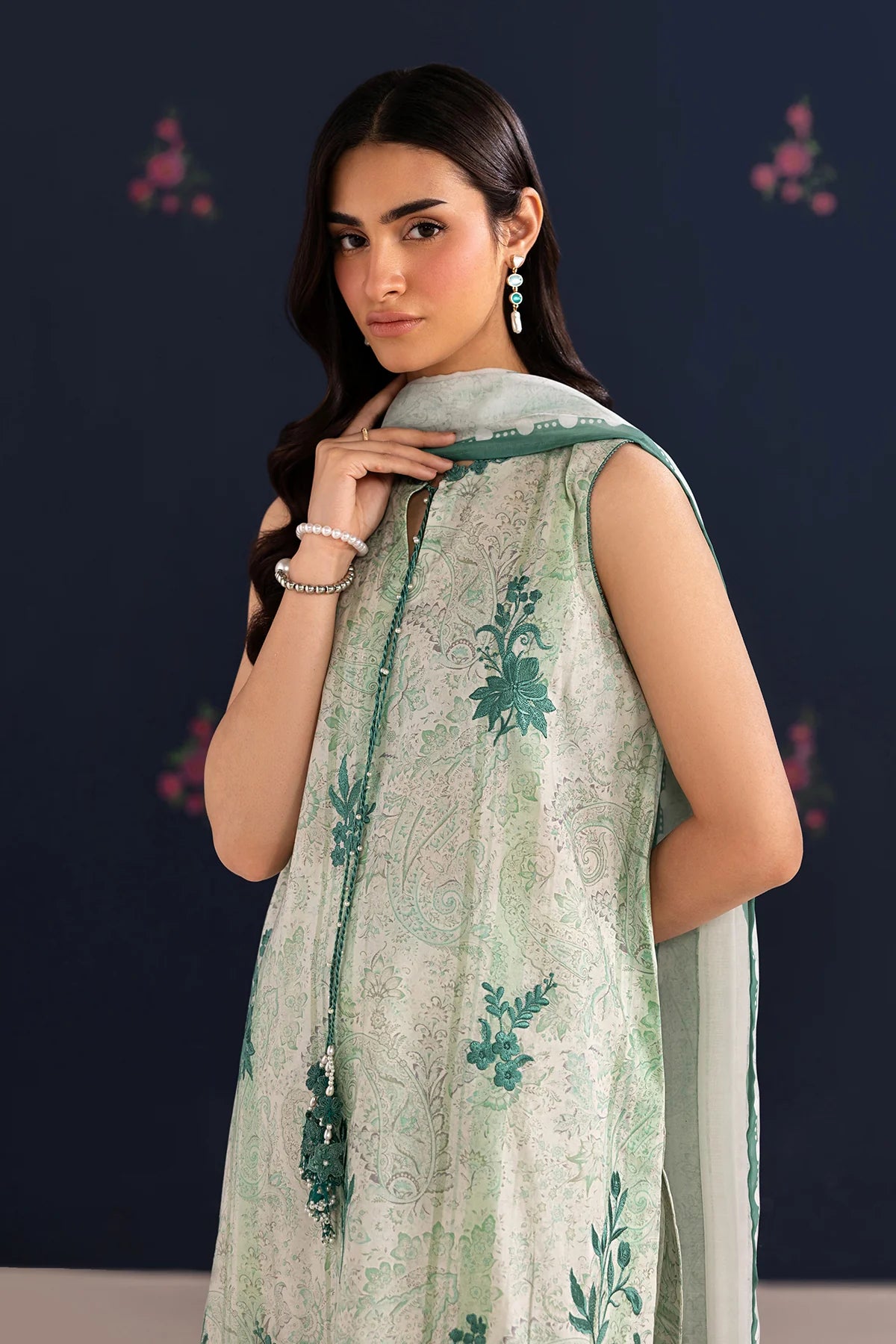 Baroque 3Pc Embroidered Lawn Suit UF-4456