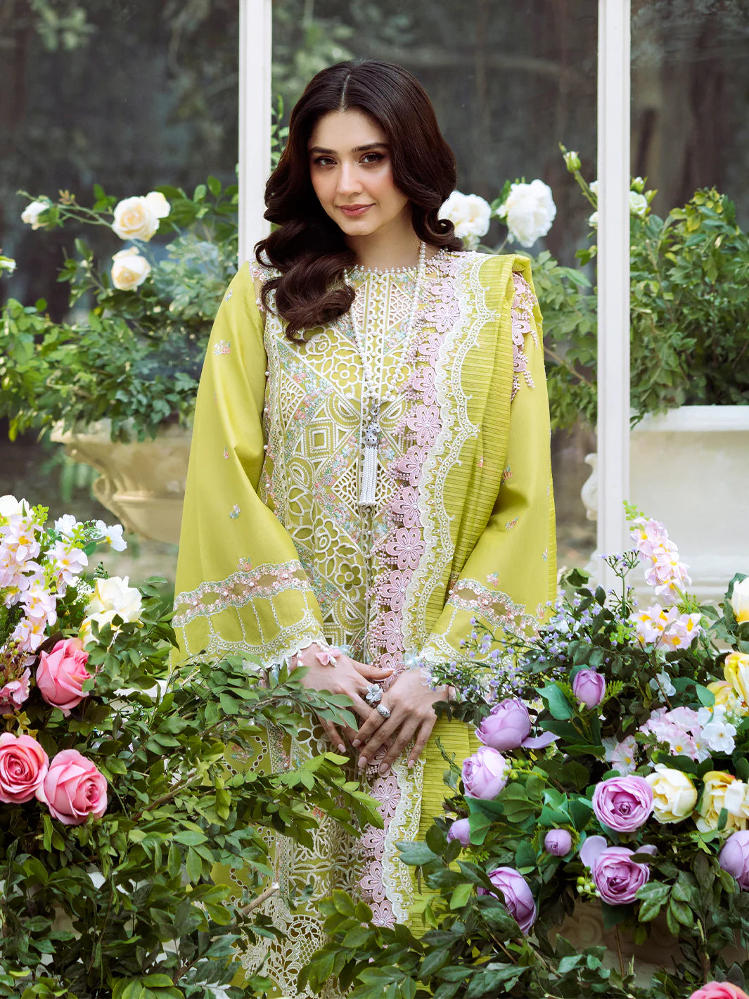 Binilyas 3Pc Embroidered Lawn Suit 105-A gulbuy.com