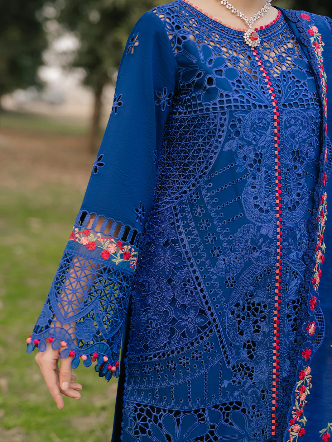 Binilyas 3Pc Embroidered Lawn Suit 106-B Blue gulbuy.com