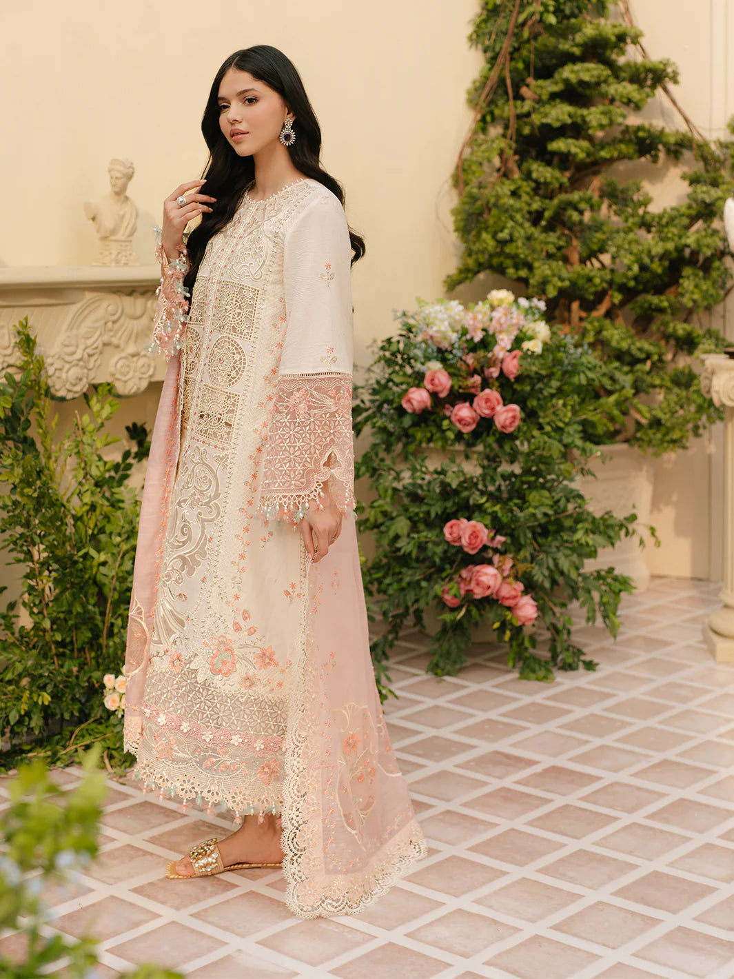 Binilyas 3Pc Embroidered Lawn Suit 107-B gulbuy.com