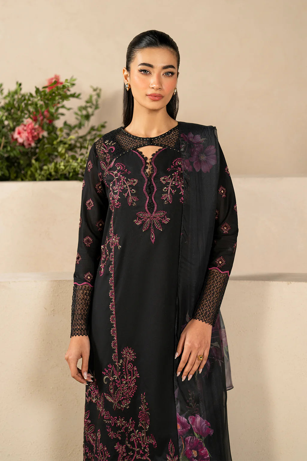Iznik 3Pc Embroidered Lawn Suit EFL-03 gulbuy.com
