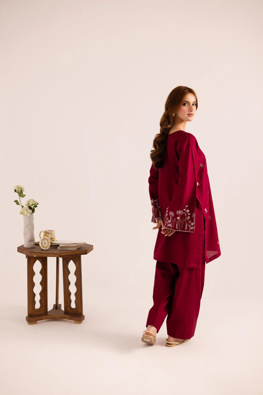 Silayi Pret 2Pc Embroidered Lawn Suit 1146 gulbuy.com