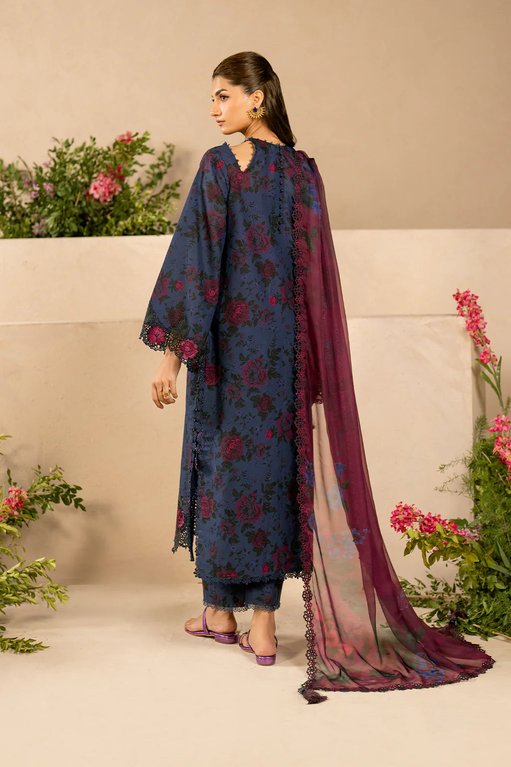 Iznik 3Pc Embroidered Lawn Suit EFL-12 gulbuy.com