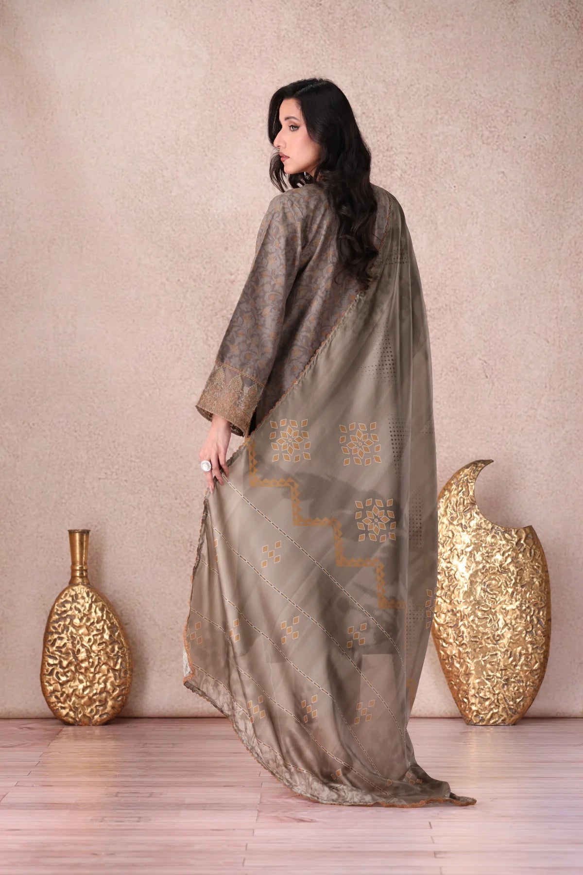 Mohagni 3Pc Embroidered Lawn Suit PLS-146 gulbuy.com