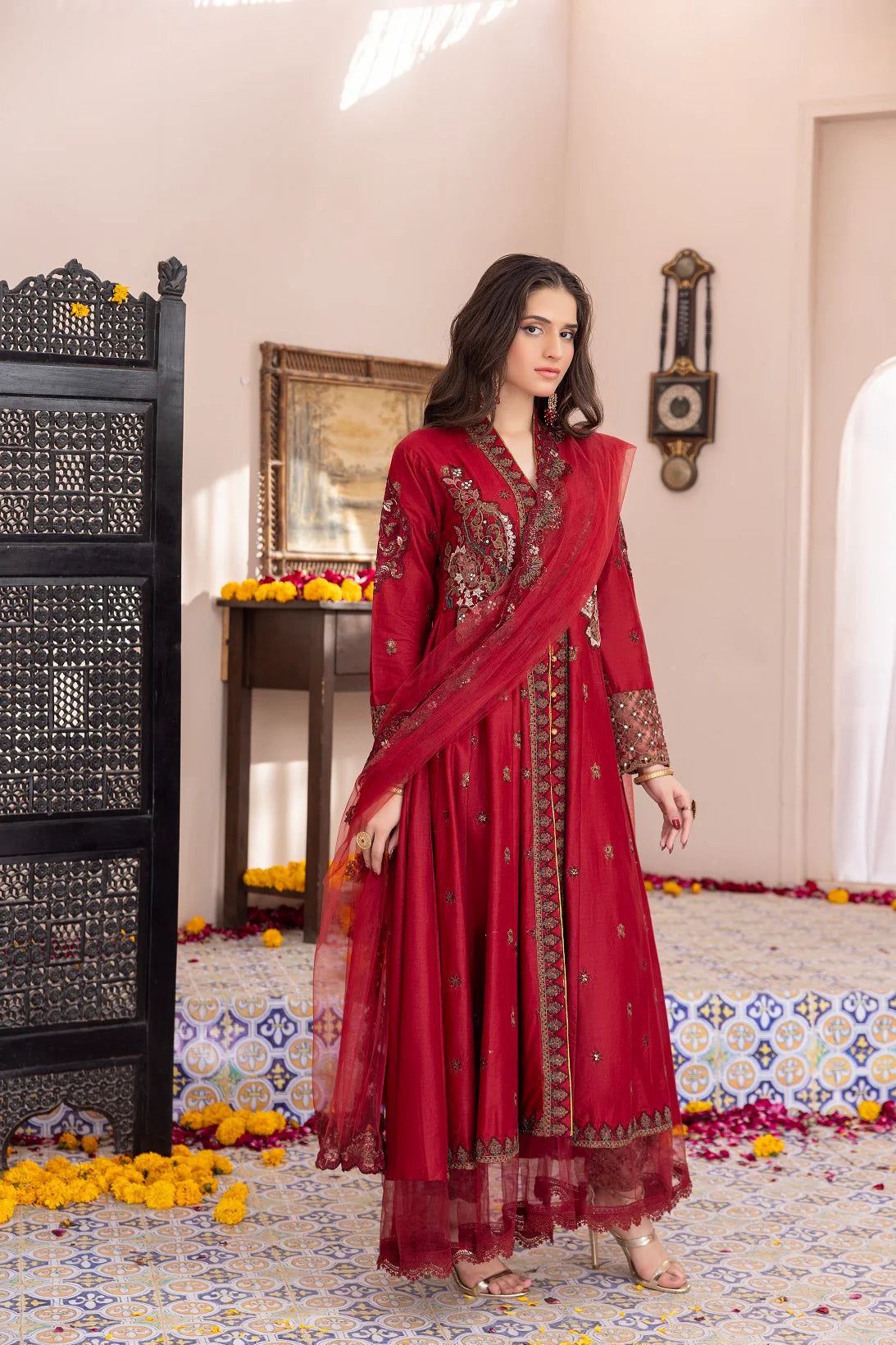 Nakoosh 3Pc Embroidered Lawn Suit NF-5888 Maroon gulbuy.com