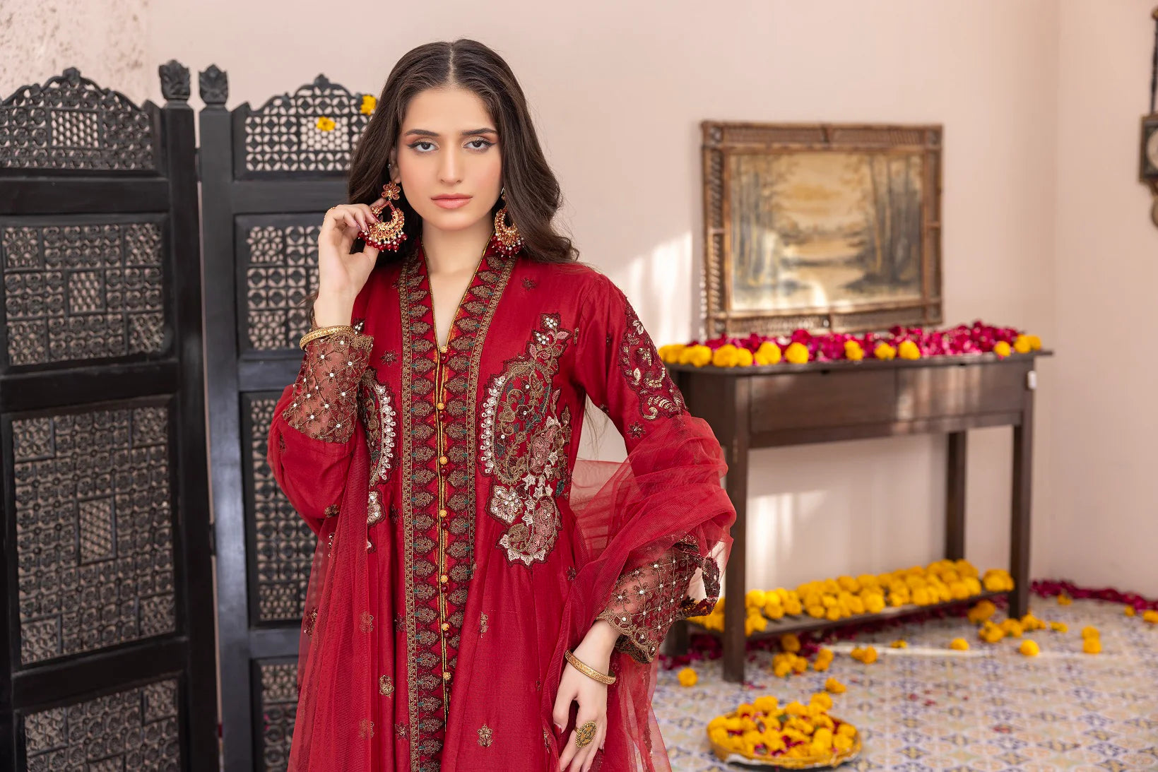 Nakoosh 3Pc Embroidered Lawn Suit NF-5888 Maroon gulbuy.com