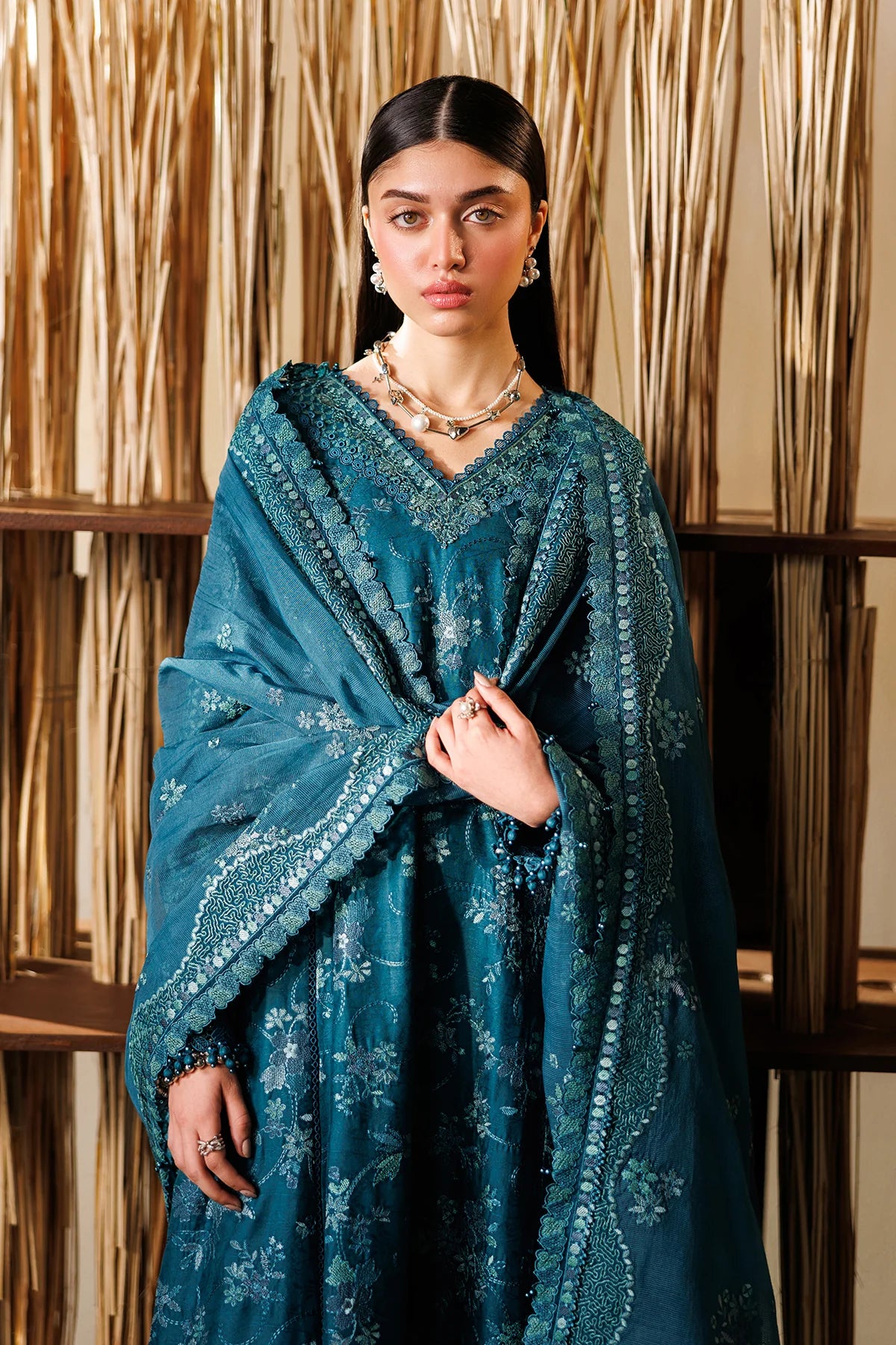 Baroque 3Pc Embroidered Lawn Suit EL26-D04 gulbuy.com