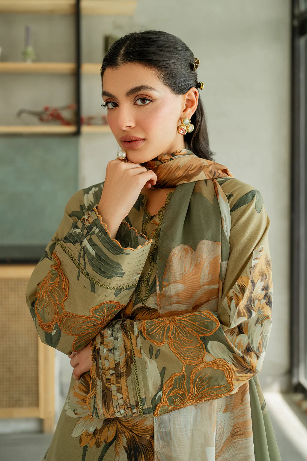 Iznik 3PC Printed Lawn Suit UE-410 gulbuy.com