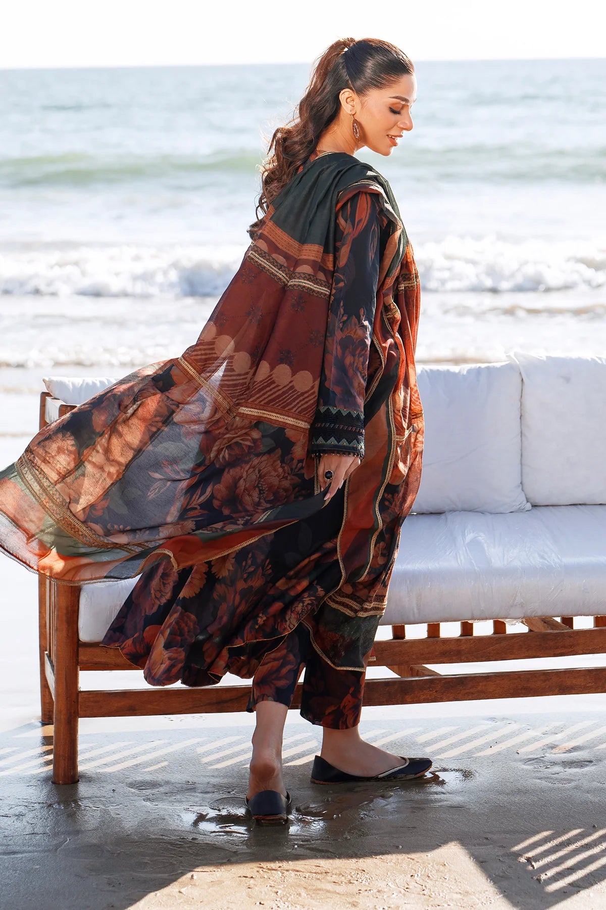Baroque 3Pc Embroidered Lawn Suit UF-4083 gulbuy.com