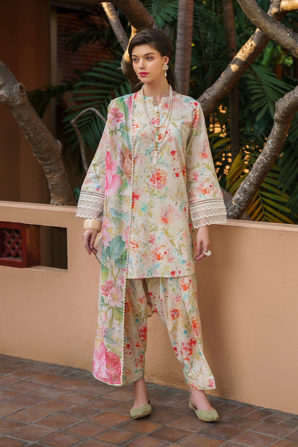 3 PIECE IZNIK PRINTED LAWN SUIT (UE-239)