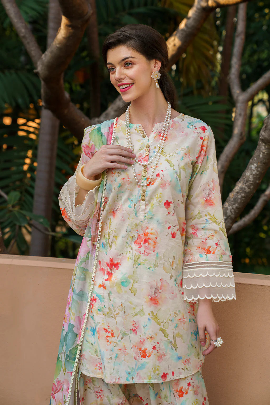 Iznik 3PC Embroidered Lawn Suit UE-239 gulbuy.com