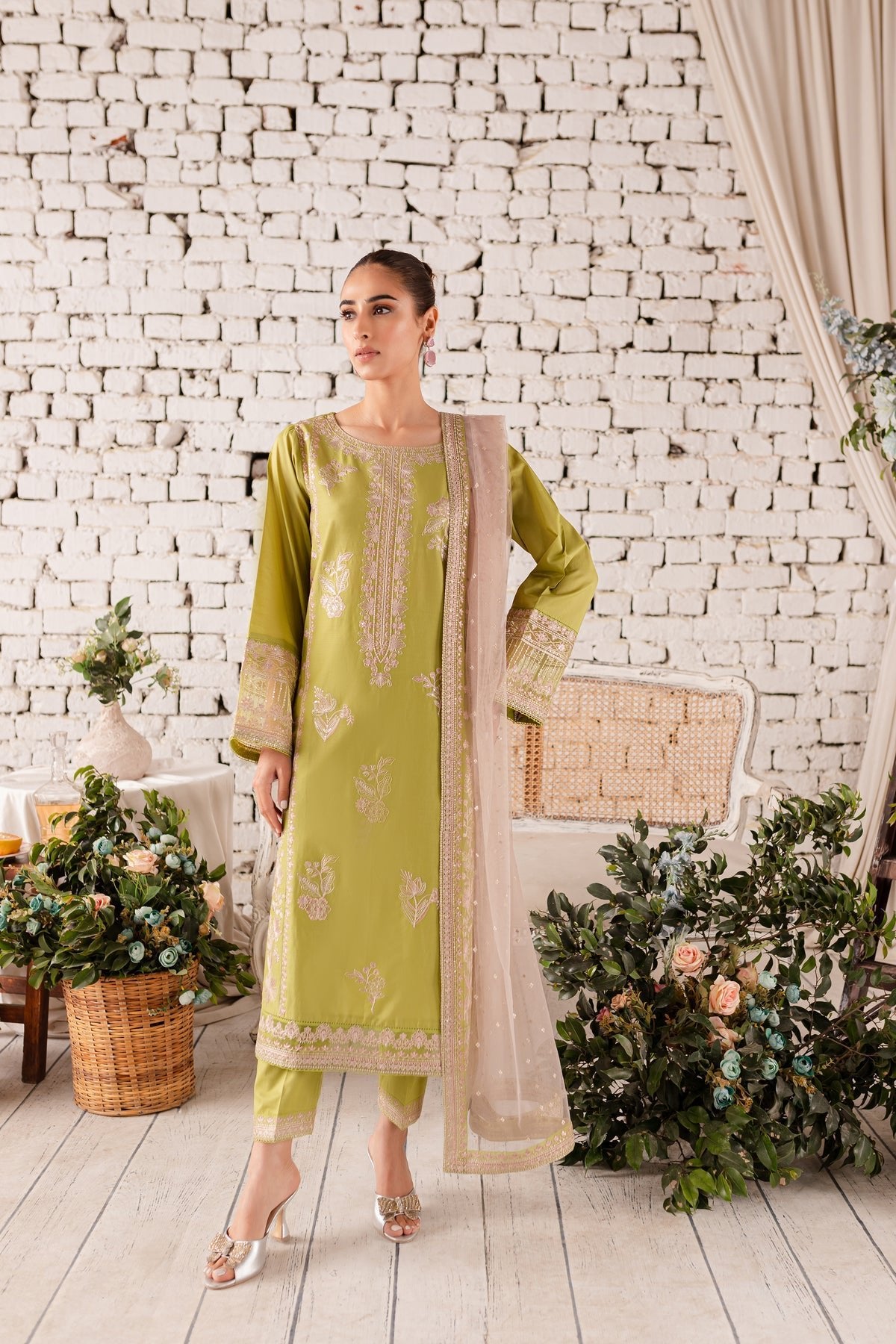 Batik 3Pc Embroidered Lawn Suit (Forest-Green-3Pc)