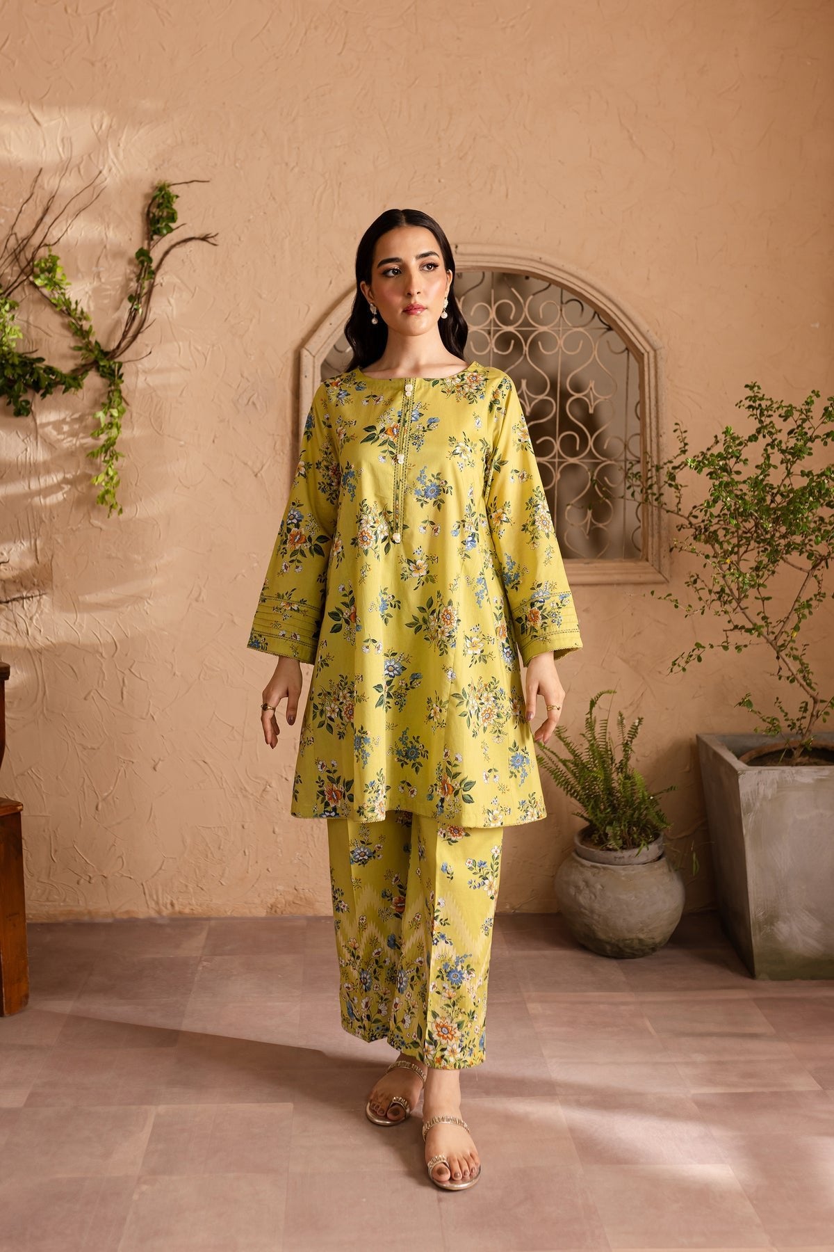 Batik 2Pc Printed Lawn Suit (Della-2Pc)
