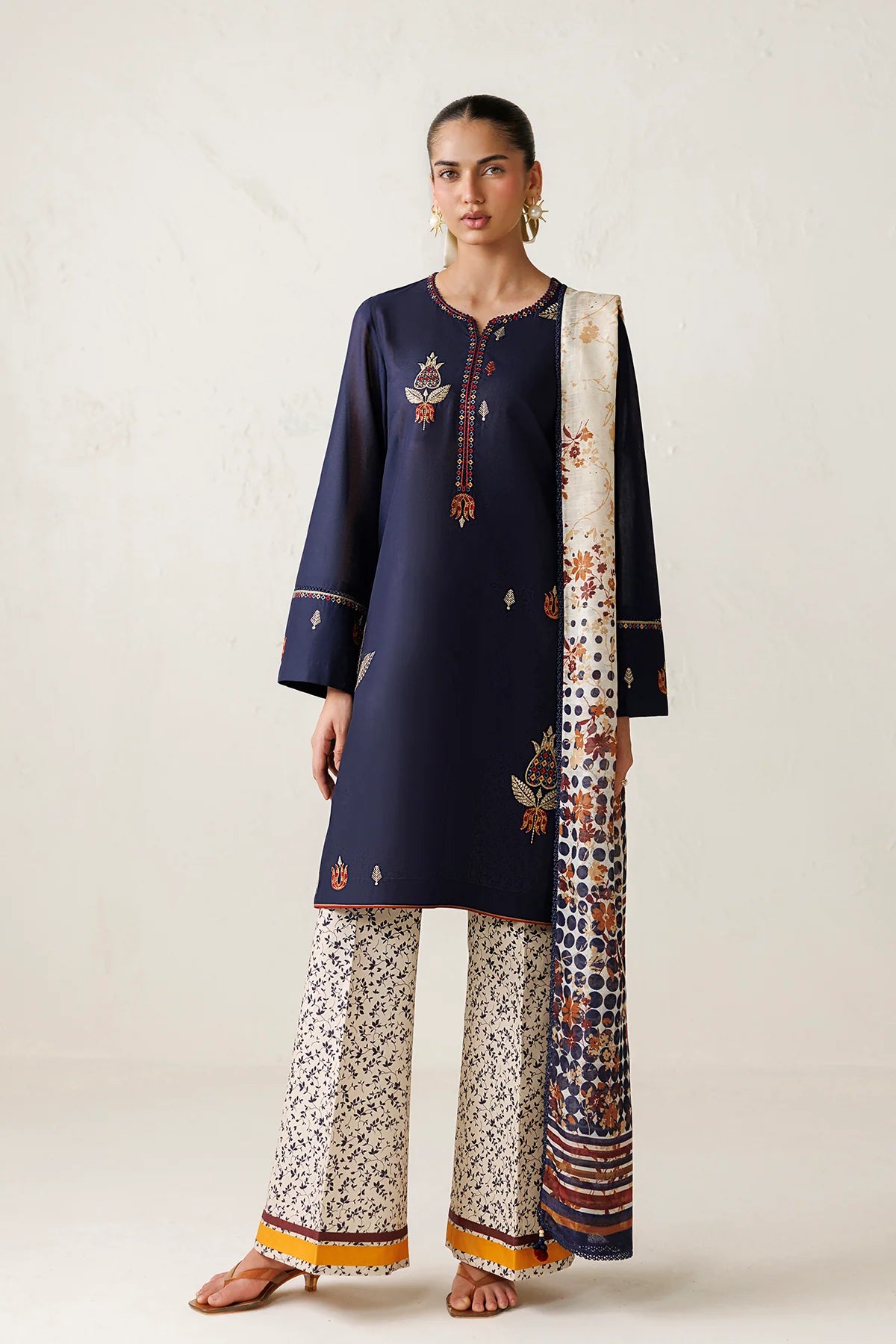 Jazmin 3Pc Embroidered Lawn Suit USE-9390
