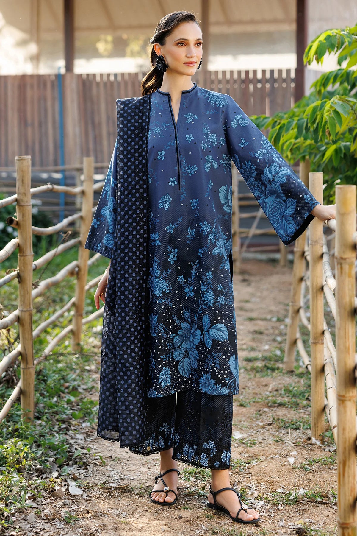 Jazmin 3Pc Embroidered Lawn Suit USE-9295