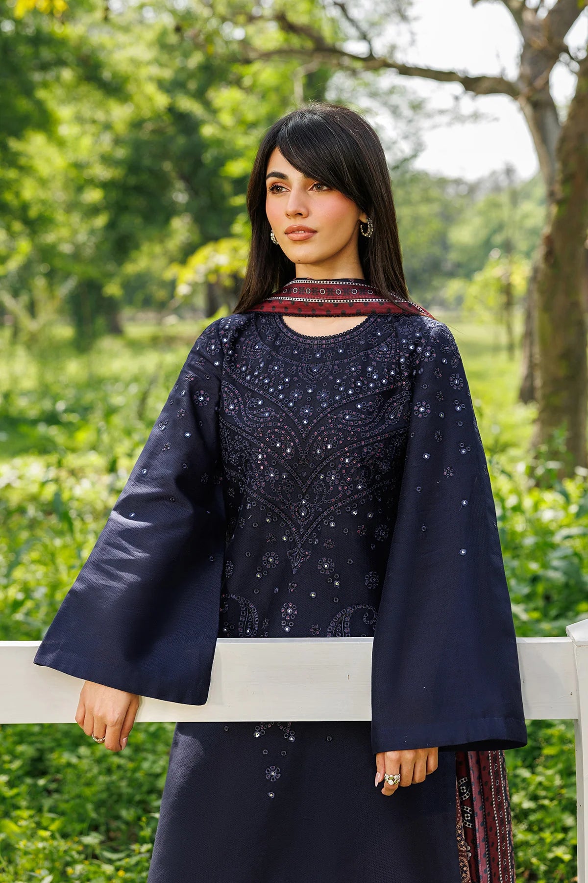 Jazmin 3Pc Embroidered Lawn Suit USE-9337