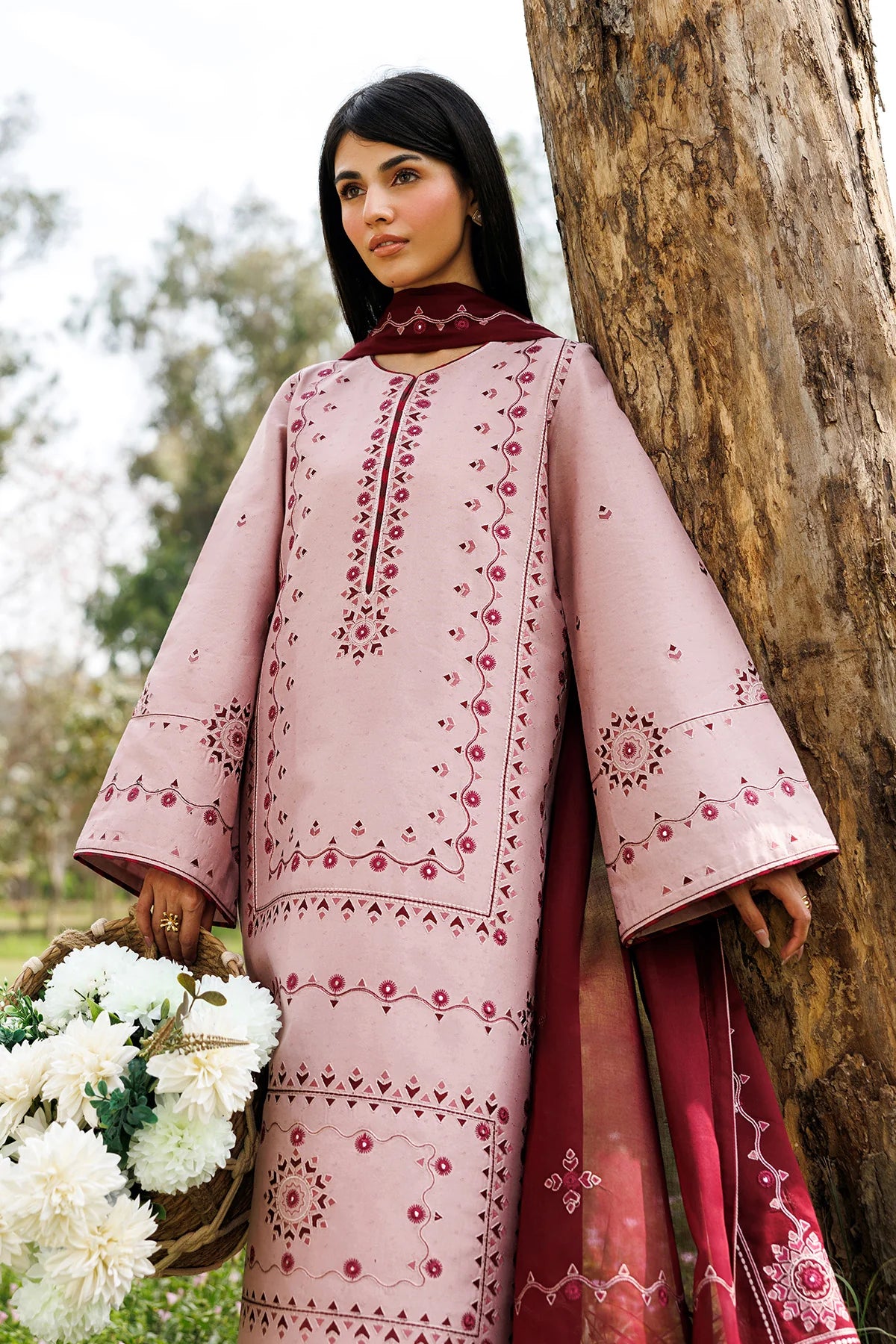 Jazmin 3Pc Embroidered Lawn Suit USE-9350