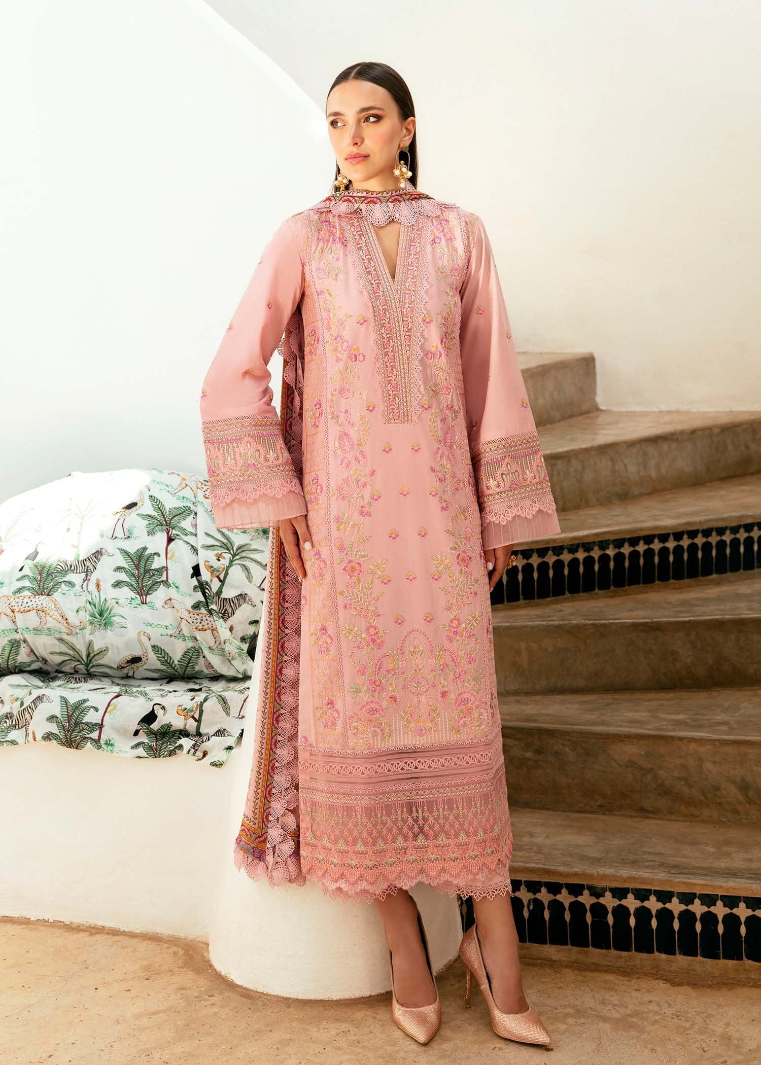 KANWAL MALIK 3PC EMBROIDERED LAWN SUIT (Raham)