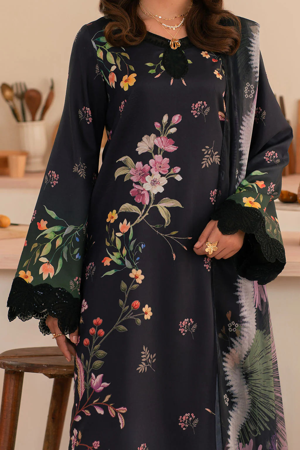 Vanya 3Pc Printed Lawn Silk Suit SM-01 gulbuy.com