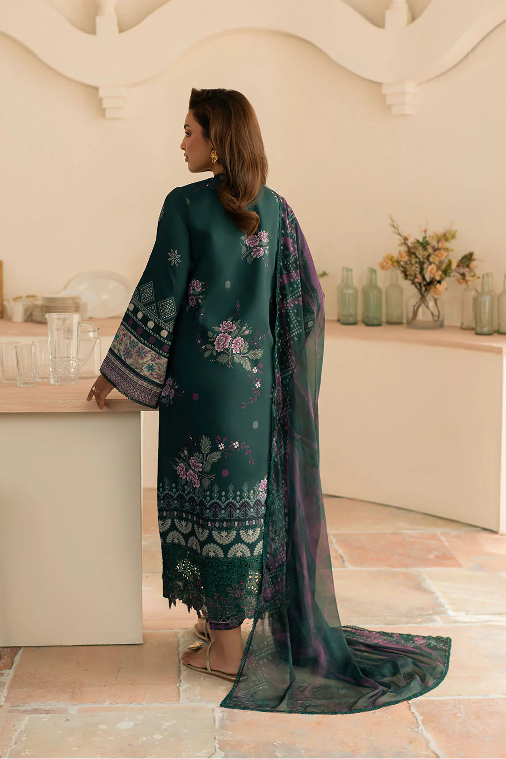 Vanya 3Pc Printed Lawn Silk Suit SM-10 gulbuy.com