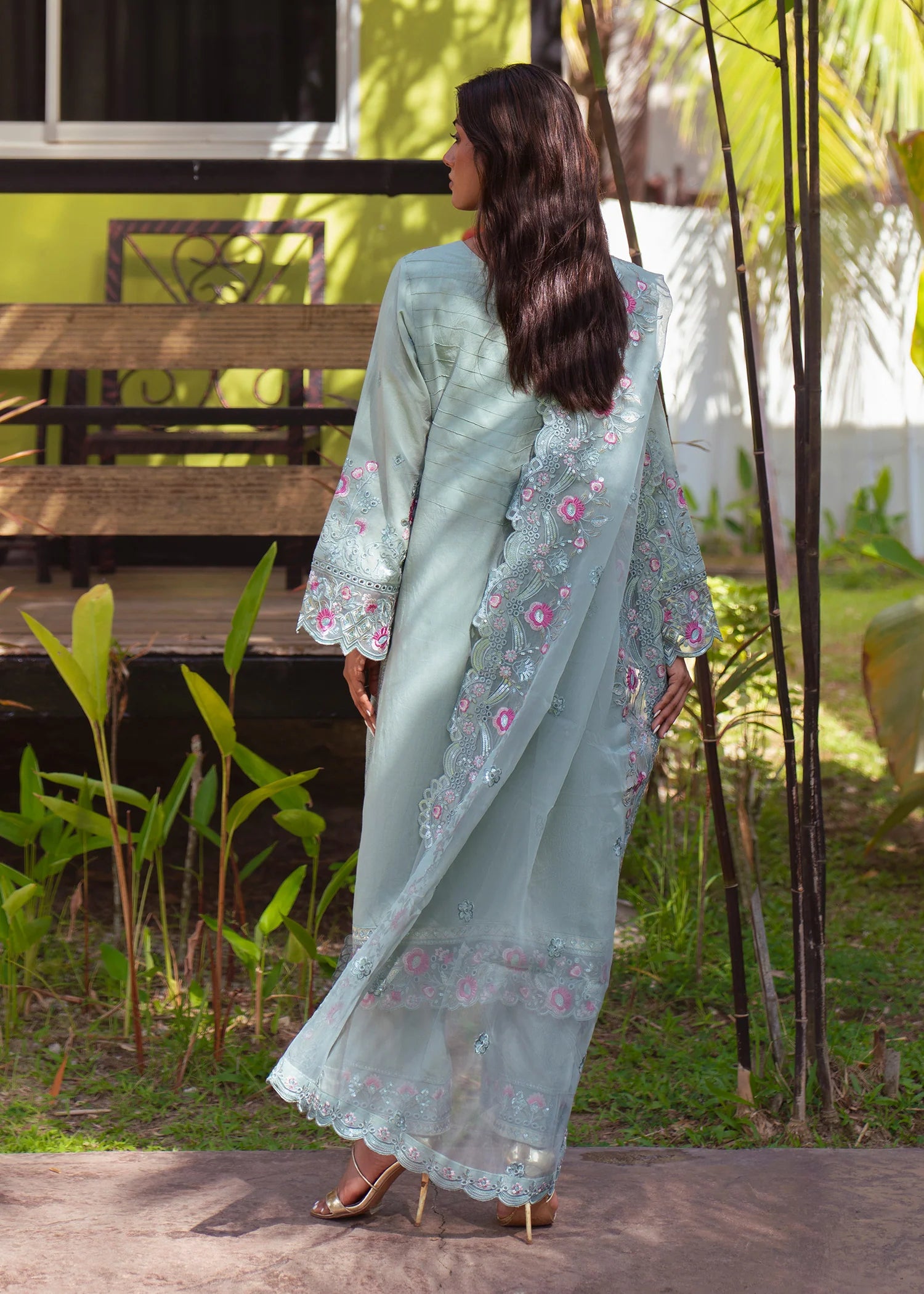 Haseens 3Pc Embroidered Lawn Suit Almas