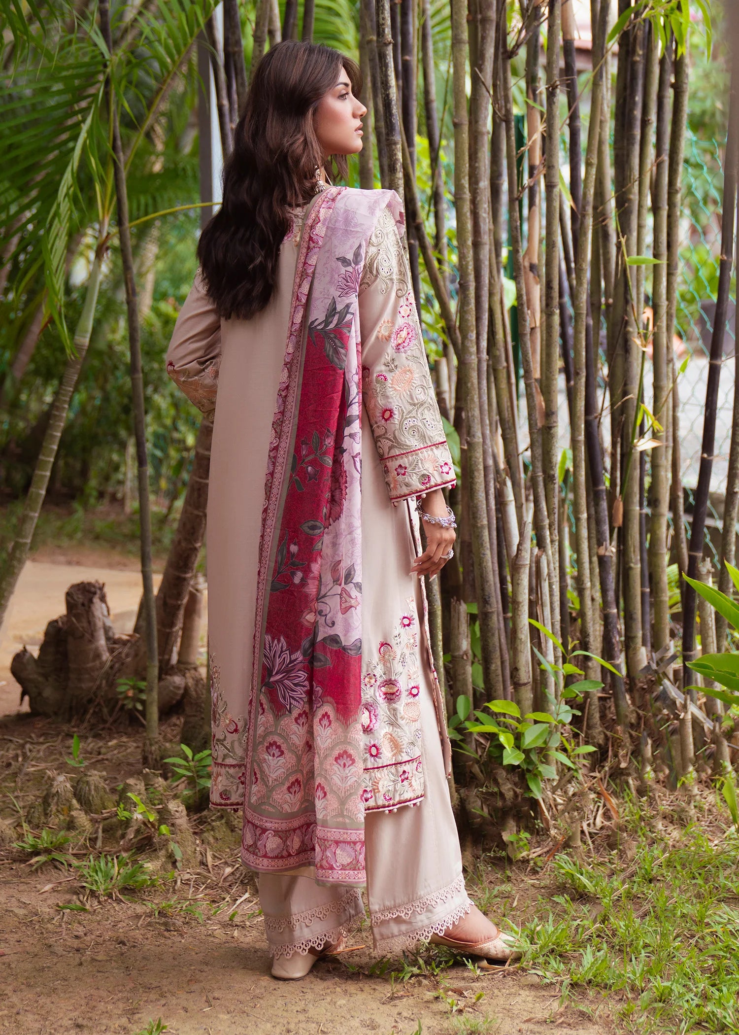 Haseens 3Pc Embroidered Lawn Suit Meerab