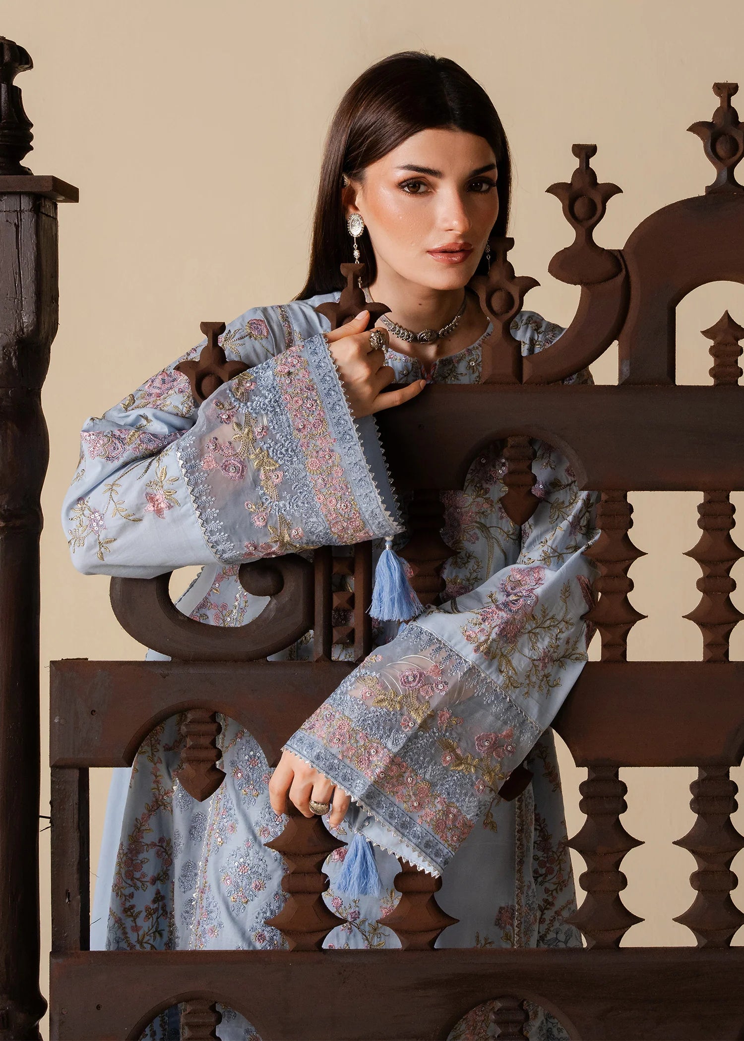 Haseens 3Pc Embroidered Lawn Suit Mehza