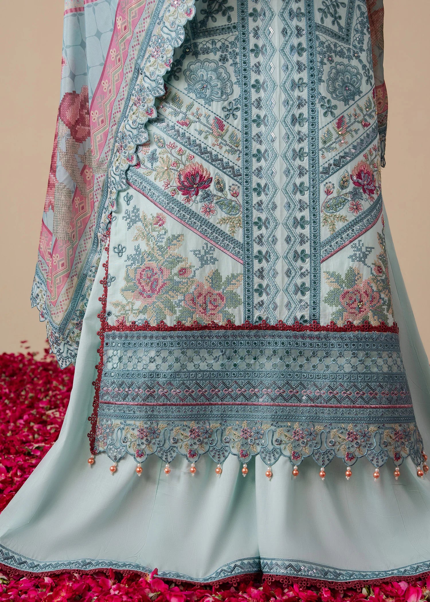 Haseens 3Pc Embroidered Lawn Suit Firdous