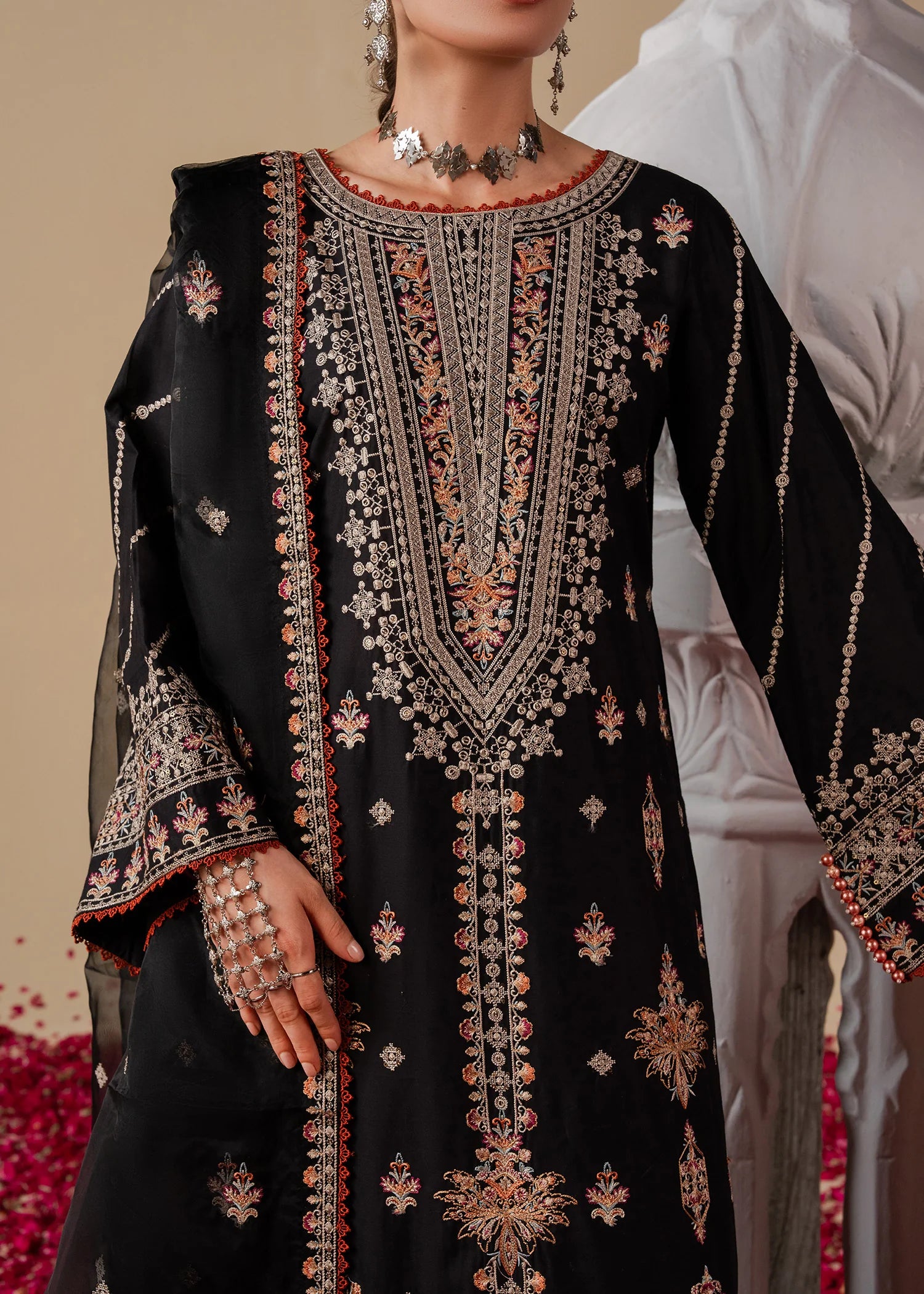 Haseens 3Pc Embroidered Lawn Suit Nagma