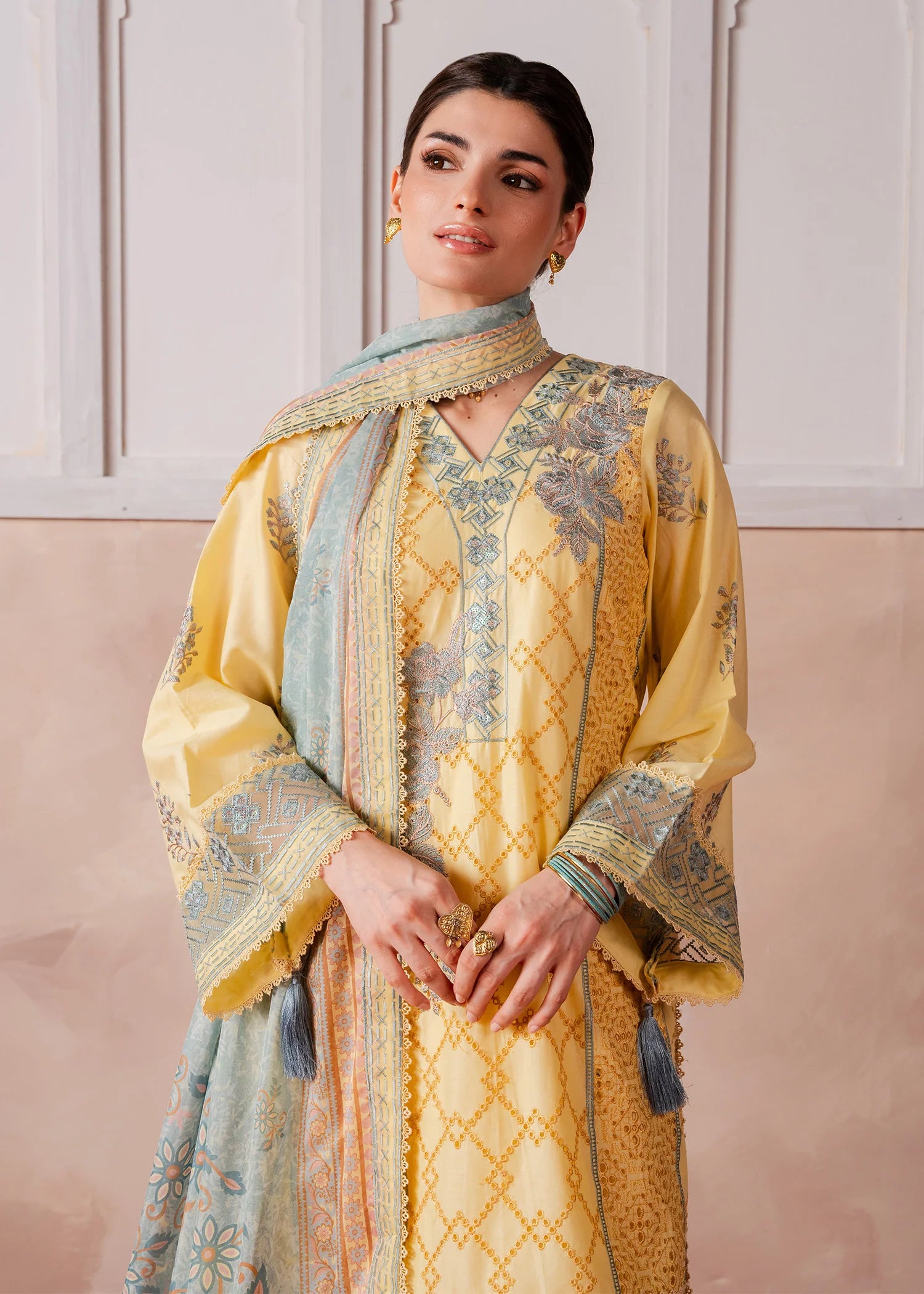 Haseens 3Pc Embroidered Lawn Suit Maham