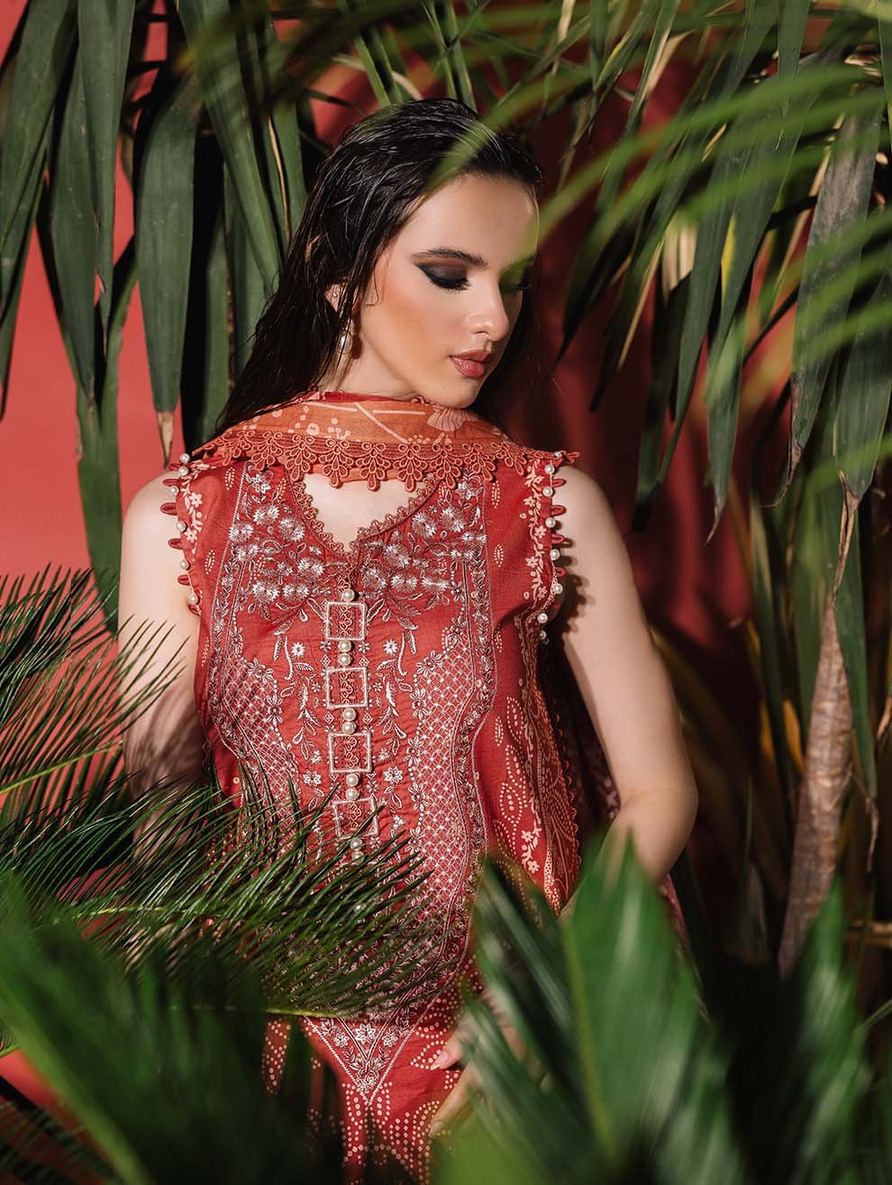 Jade 3Pc Embroidered Lawn Suit 25-UEP-20772 gulbuy.com