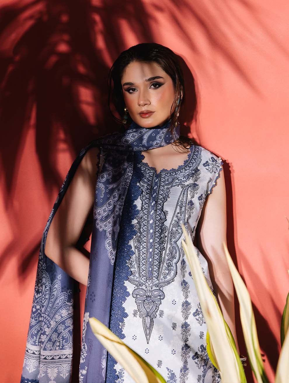 Jade 3Pc Embroidered Lawn Suit 25-UEP-20777 gulbuy.com