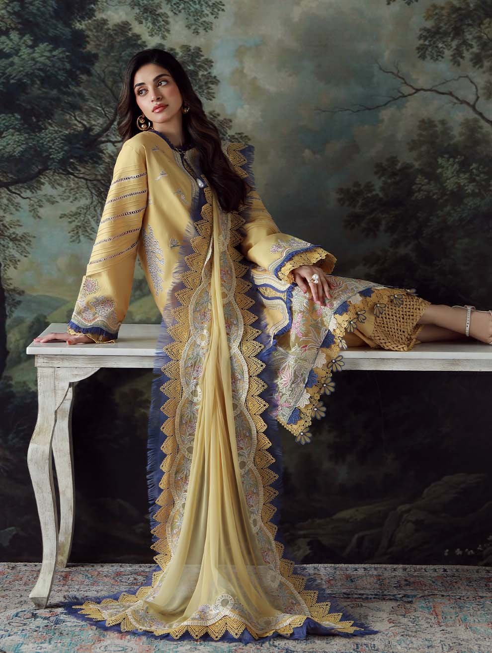 Jade 3Pc Embroidered Lawn Suit 25-LEP II-20802 gulbuy.com
