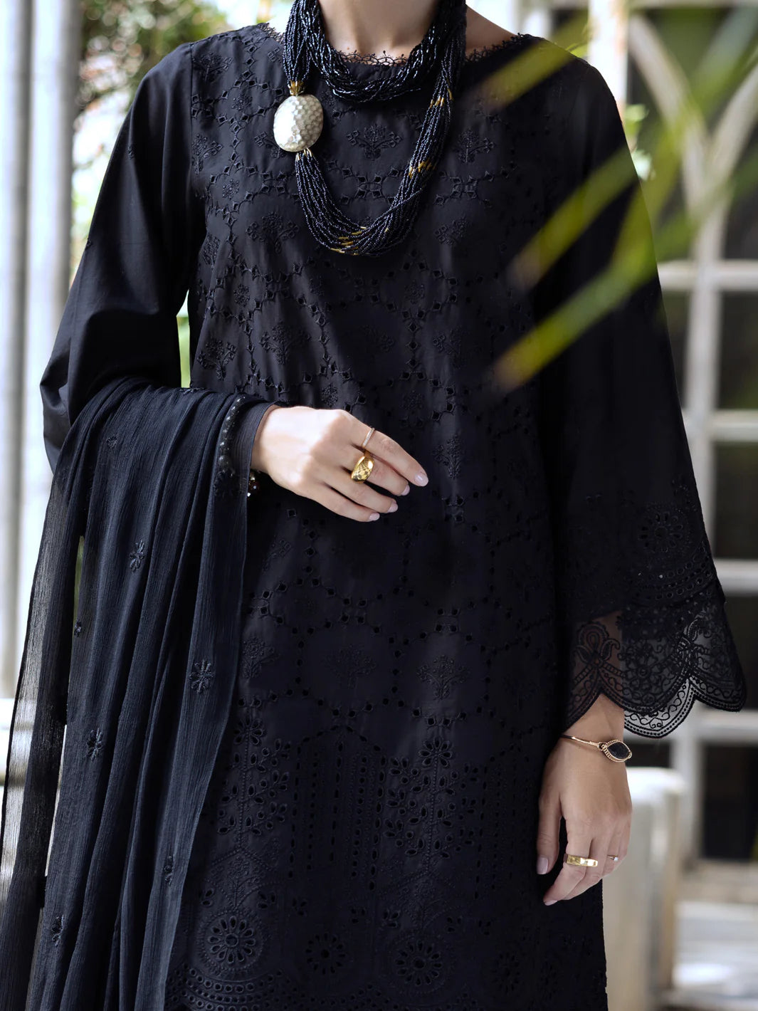 Almirah 3Pc Embroidery Lawn Suit ALP-3PS-2111 gulbuy.com