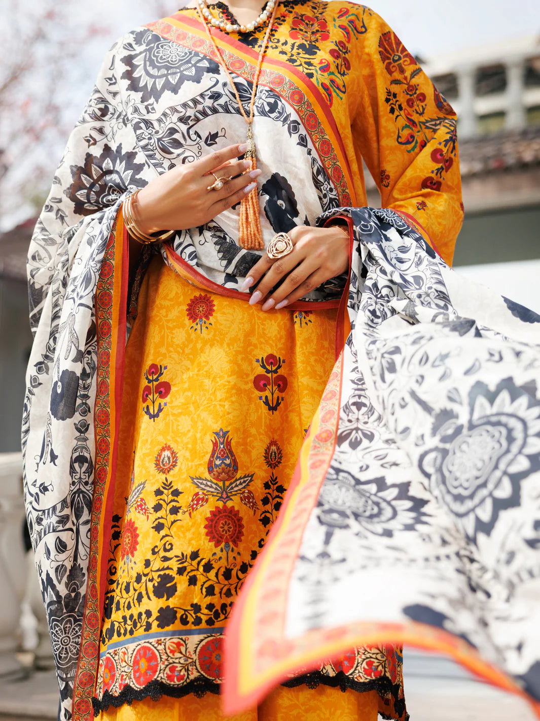 Almirah 3Pc Printed Lawn Suit ALP-3PS-2114 gulbuy.com